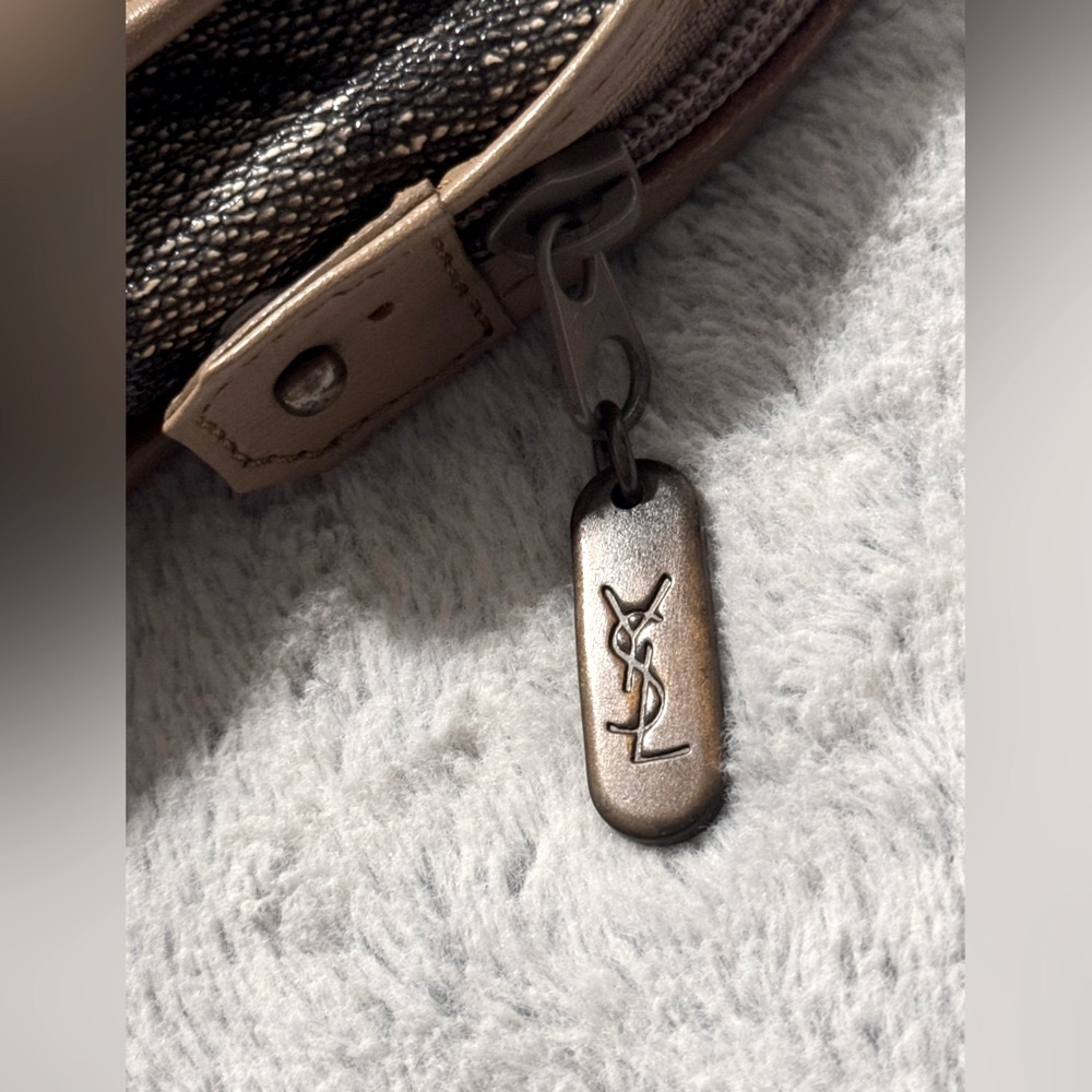 Yves Saint Laurent Vintage Clutch - Picture 5 of 14
